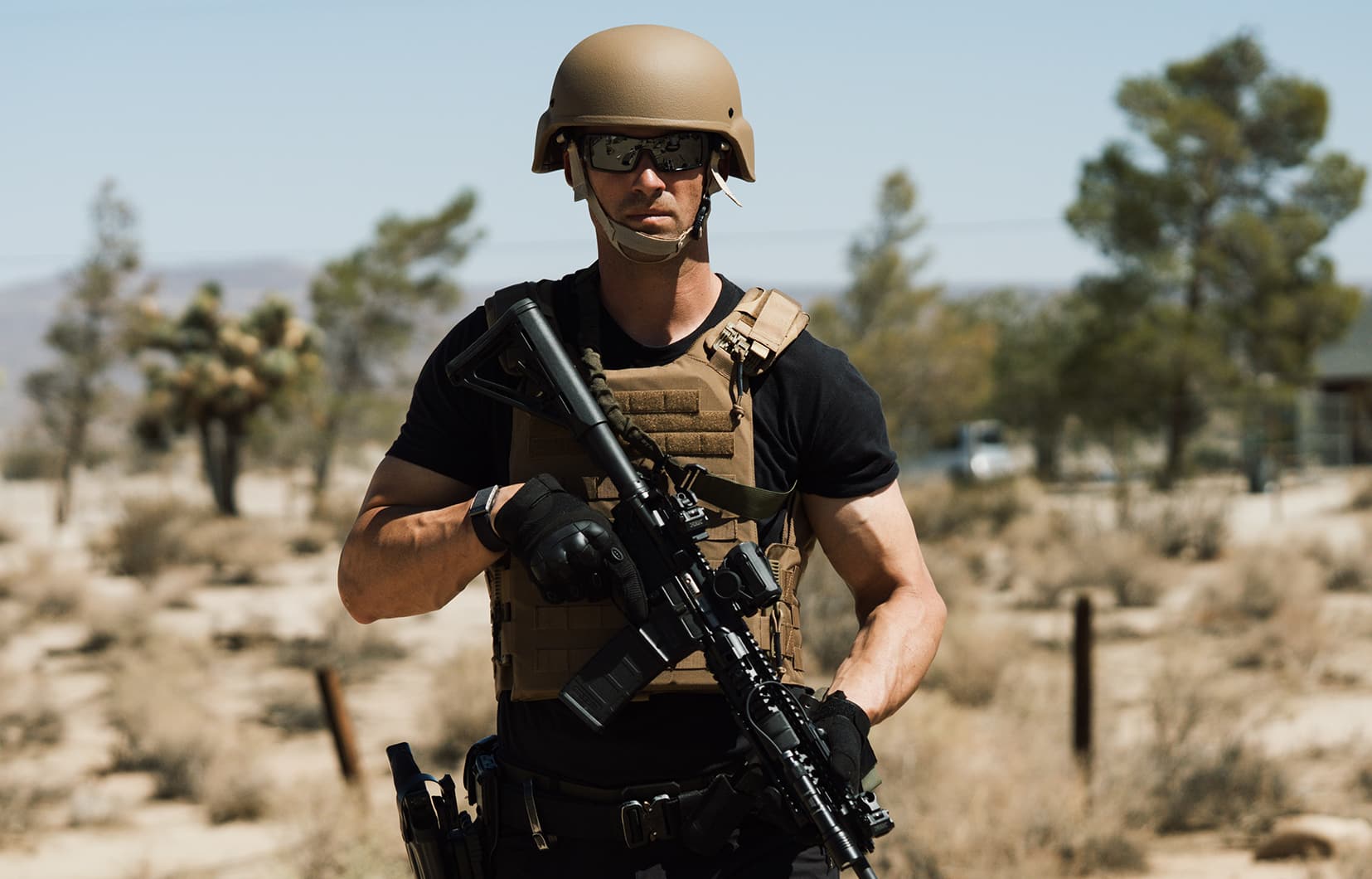 Ballistic Helmet Mich in Coyote Brown