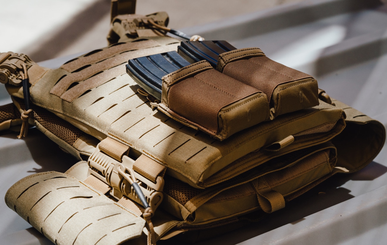 Quadrelease 2.0 Tactical Plate Carrier with Magazines