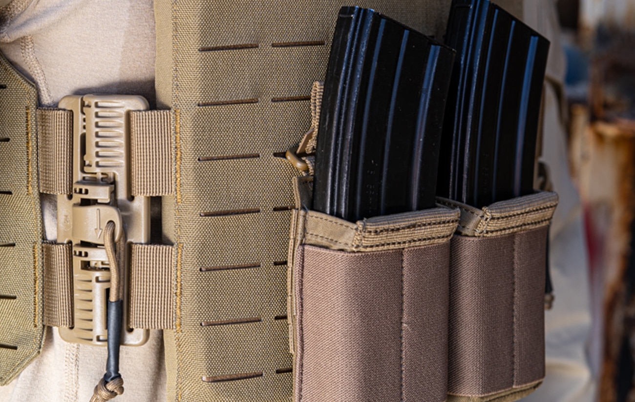 Quadrelease 2.0 Plate Carrier Tan with Magazines